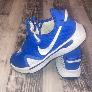 ⚡️4 items for $20⚡️ Paul George Nike 🏀 Basketball 🏀 Shoes!